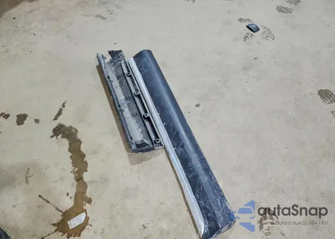 2013 Toyota Highlander Se z USA, uszkodzony, nr VIN 5TDBK3EH2DS250104